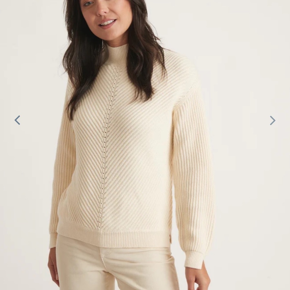 Skylar Turtleneck Sweater in Ivory